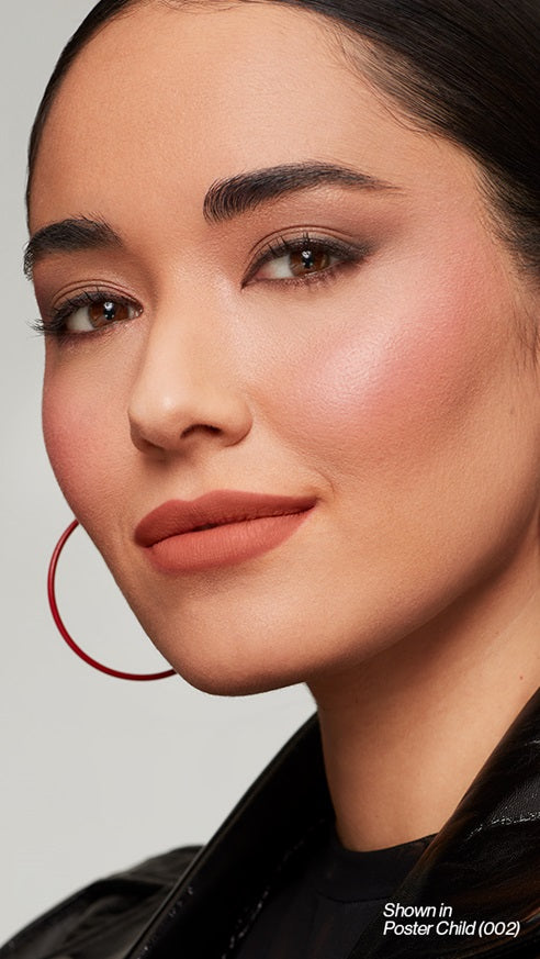 ColorStay Limitless Matte™ Liquid Lipstick / 002 Poster Child - REVLON.