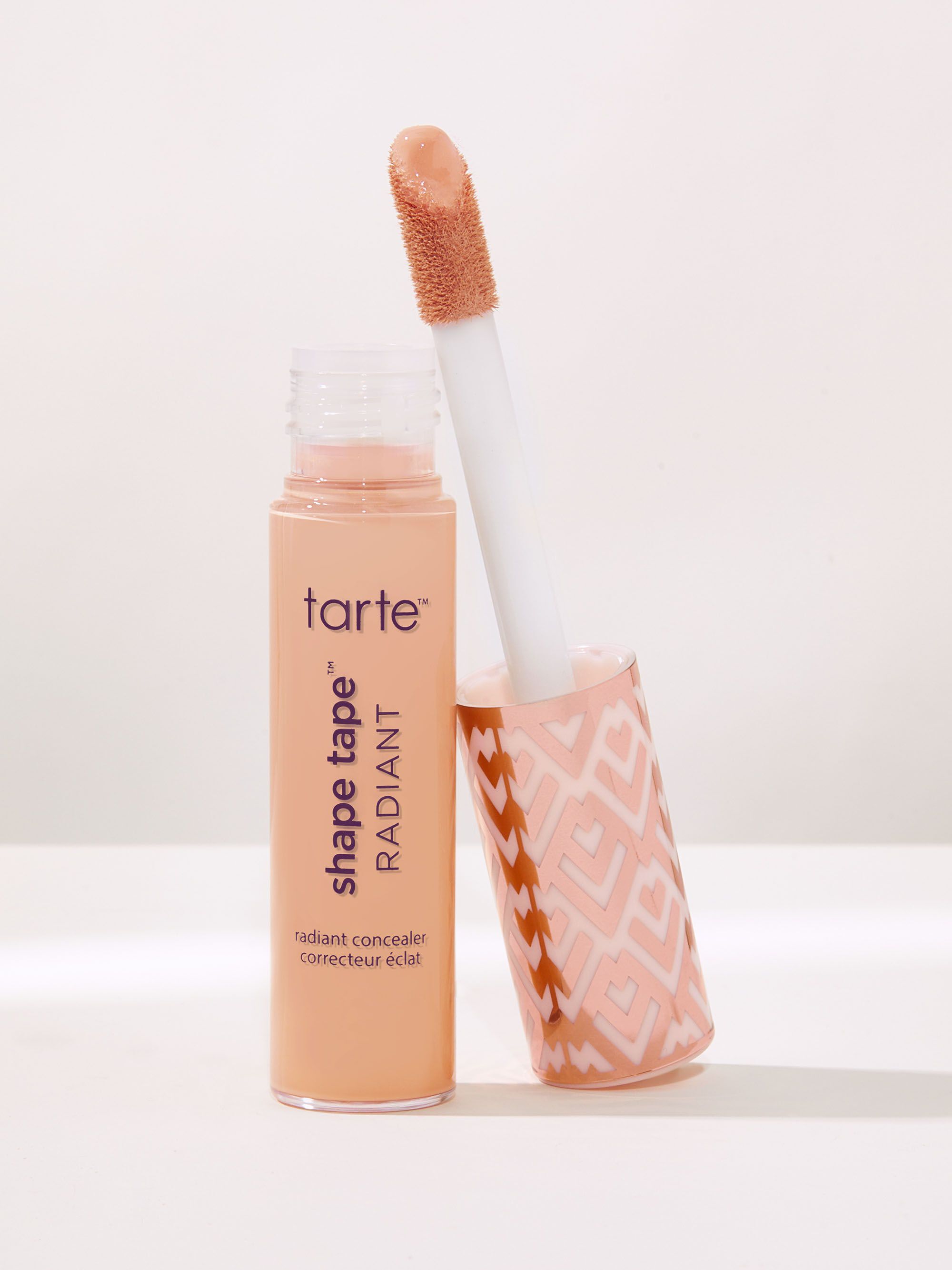 Shape tape™ radiant concealer - 22B LIGHT BEIGE / TARTE.