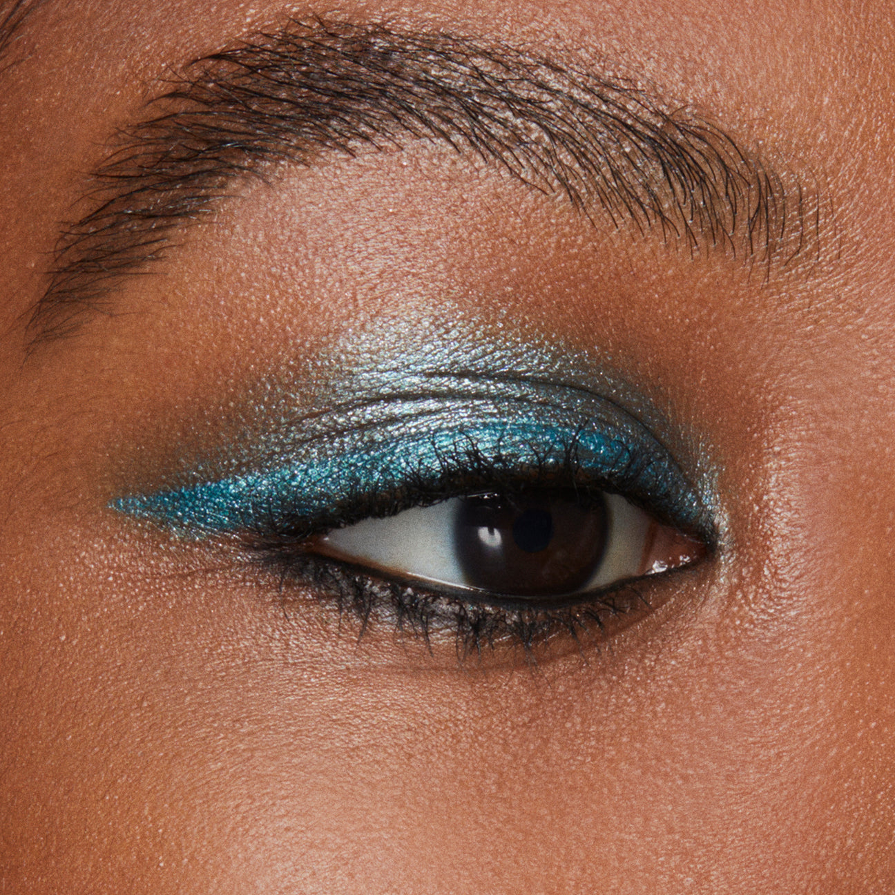 Stay All Day® ArtiStix Graphic Liner - Electric Slide