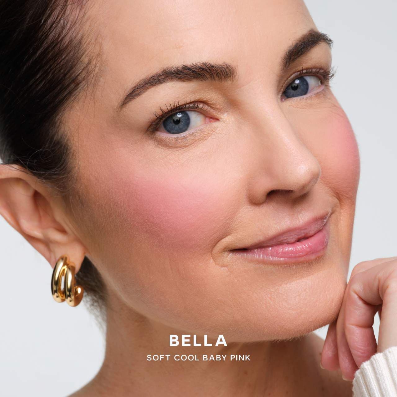 SuperSuede™ Talc-Free Powder Blush/ Bella - Saie.