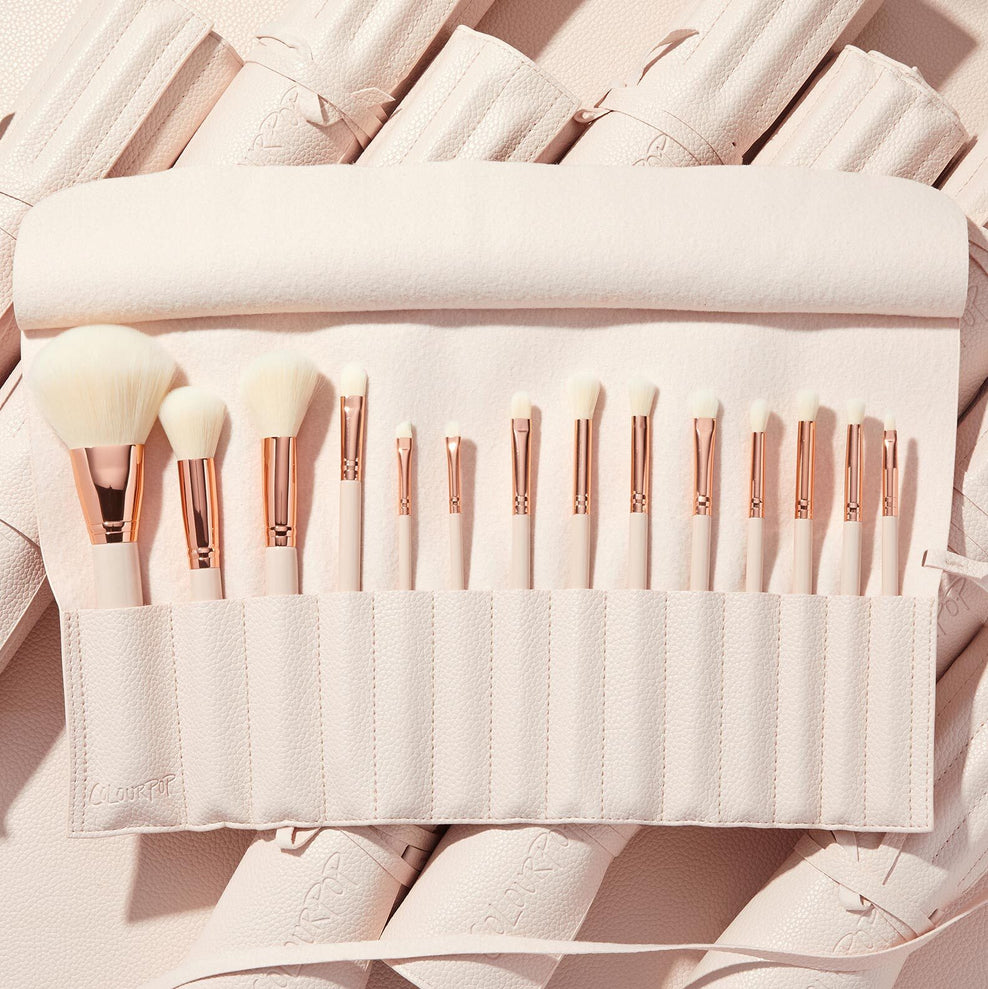 Ultimate brush roll - Colourpop.