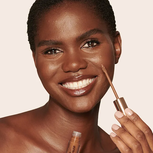 Beautiful Skin Medium to Full Coverage Radiant Concealer with Hyaluronic Acid / 16 - Charlotte Tilbury.
