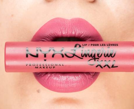 LIP LINGERIE XXL MATTE LIQUID LIPSTICK/ Unlaced - NYX.