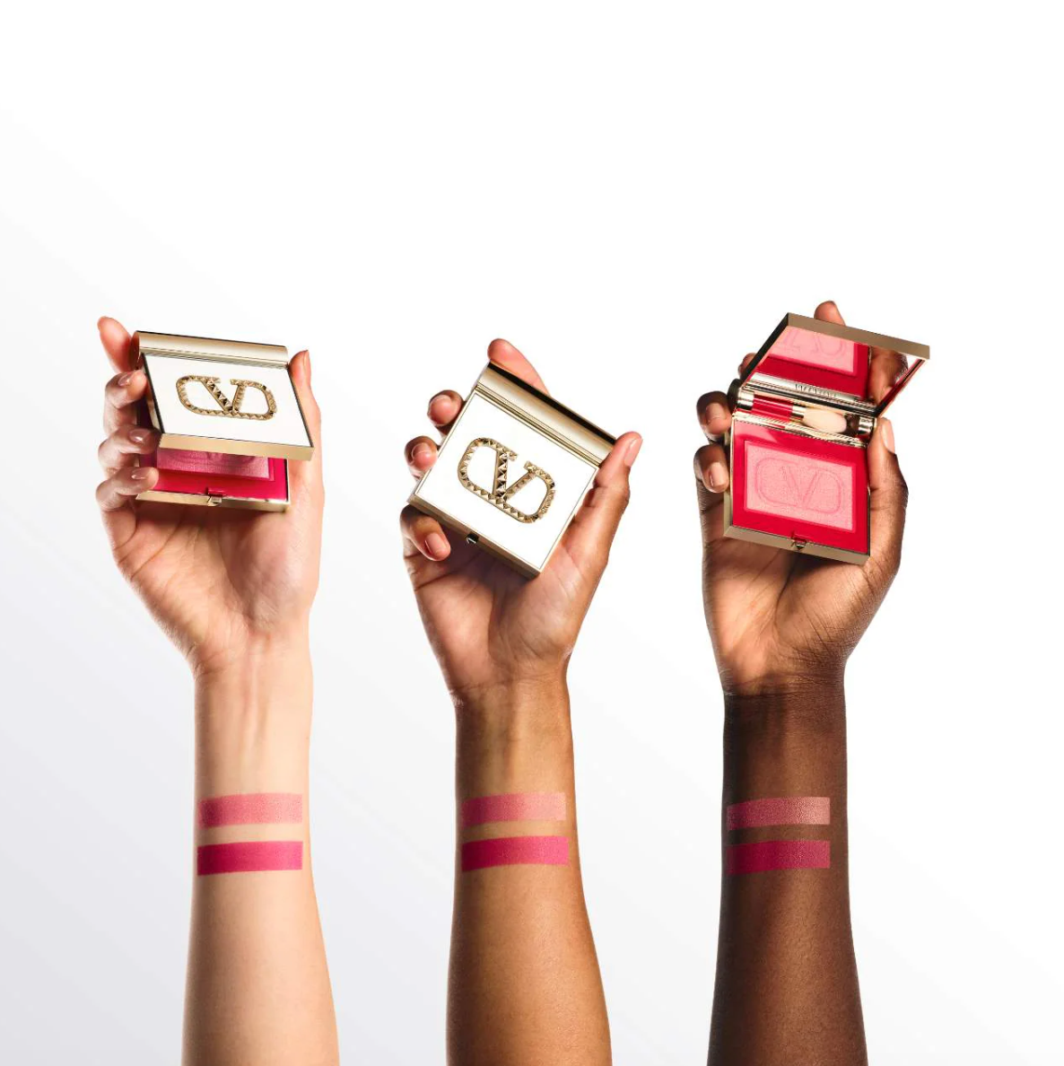 Holiday Eye2Cheek Eyeshadow and Blush - Limited Edition - 03 Rosa Emozione  / Valentino