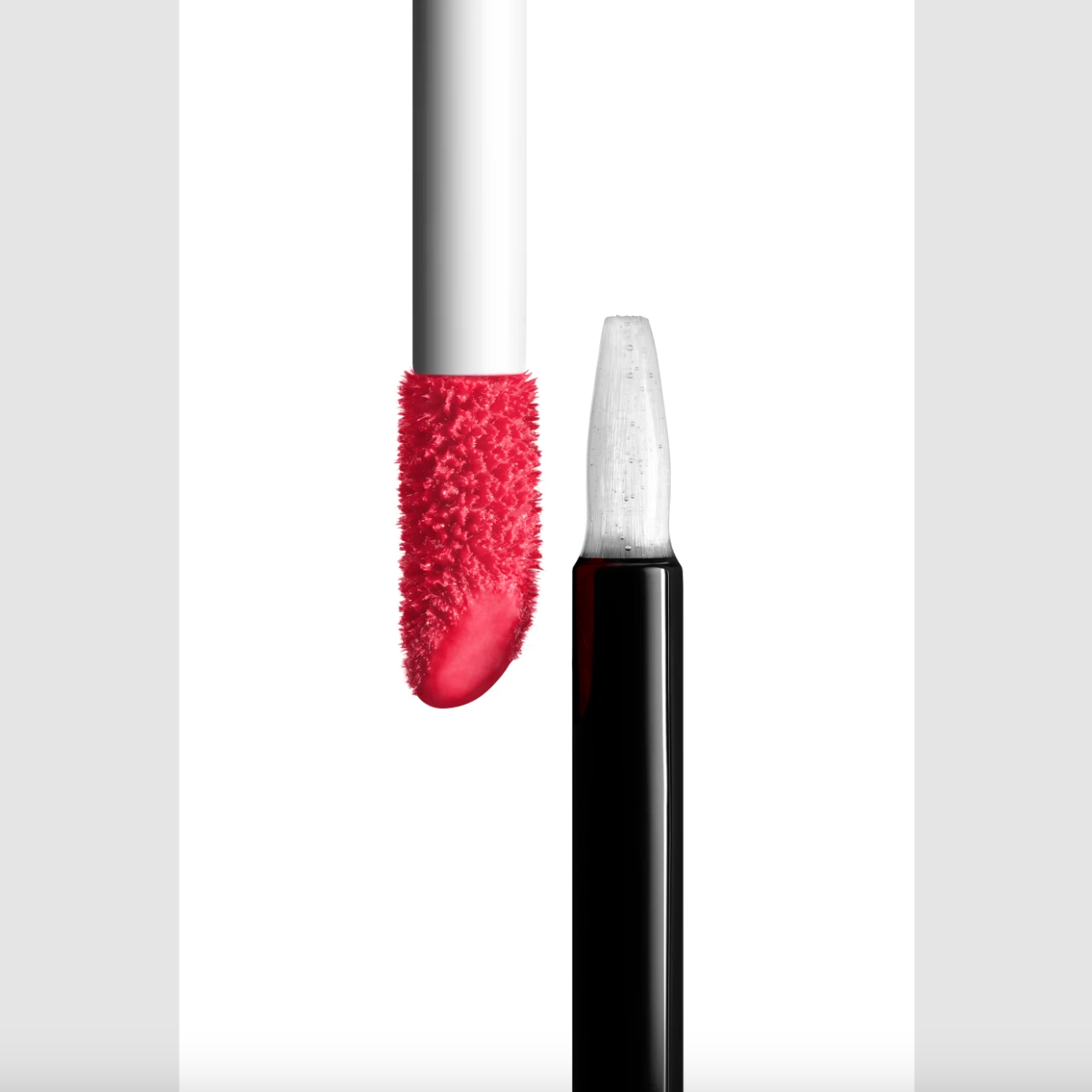 LE ROUGE DUO ULTRA TENUE - 54 Straberry Red - Chanel.