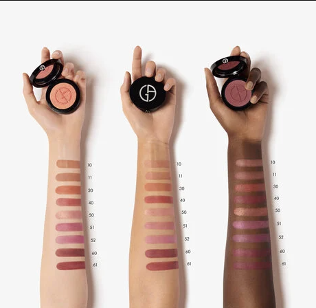 Luminous Silk Glow Blush / 61 Desire - Armani Beauty.