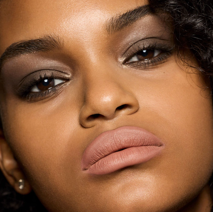 Stunna Lip Paint Longwear Fluid Lip Color / Unbutton - Fenty Beauty.