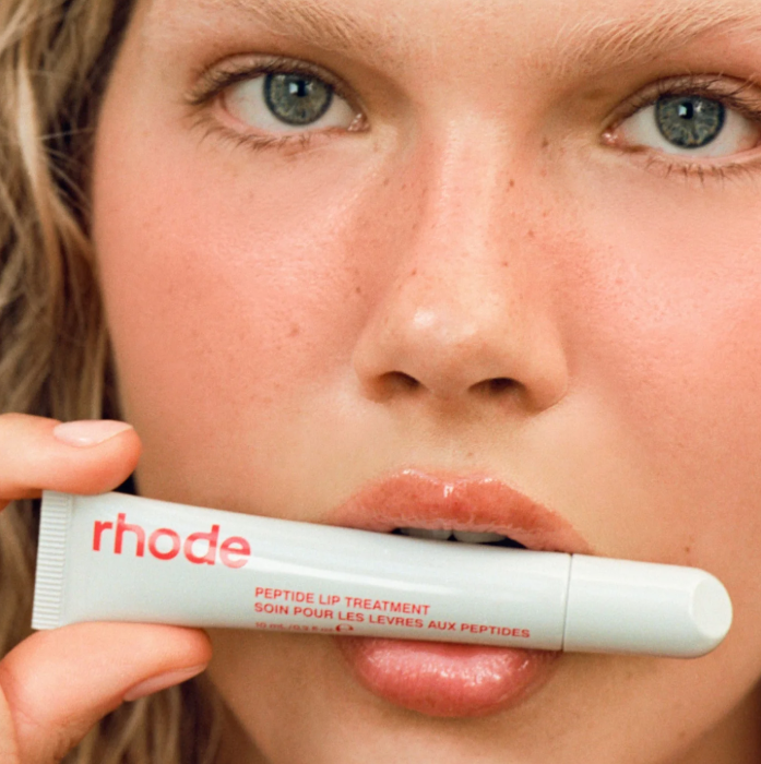 Peptide lip Treatment - Strawberry Glaze / Rhode.