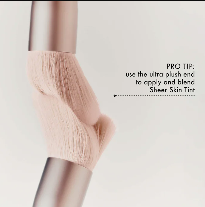 The Blush Brush - Summer Fridays