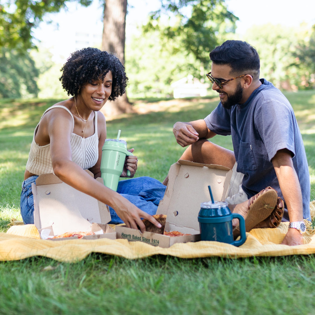 40 OZ COLD1 TUMBLER WITH HANDLE / MATCHA- REDUCE.