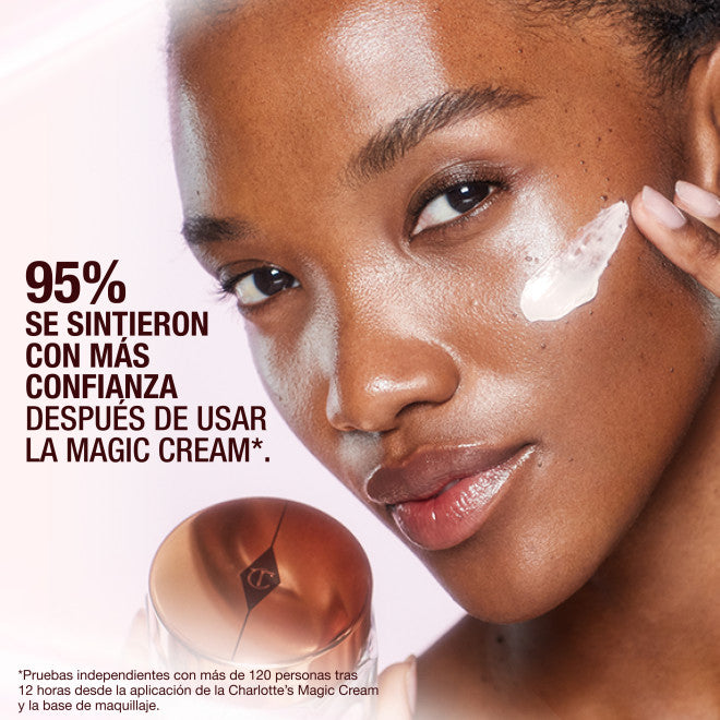 Magic Cream Moisturizer with Hyaluronic Acid 30ml - Charlotte Tilbury.