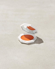 CHEEKS OUT FREESTYLE CREAM BLUSH / 01 Fuego Flush - FENTY BEAUTY.