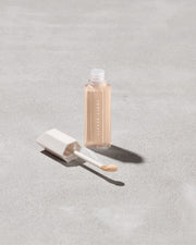 We´re Even Hydrating Longwear Concealer - 160W Warm Peach Undertones