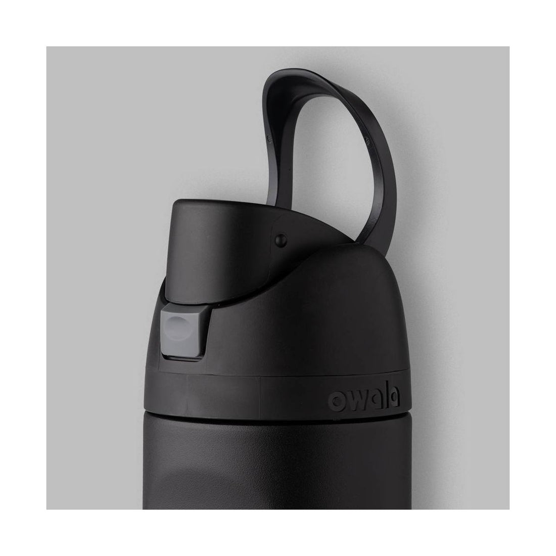 Owala FreeSip 24oz Stainless Steel Water Bottle / Black