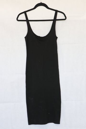 Vestido Negro Talla S - Forever 21.