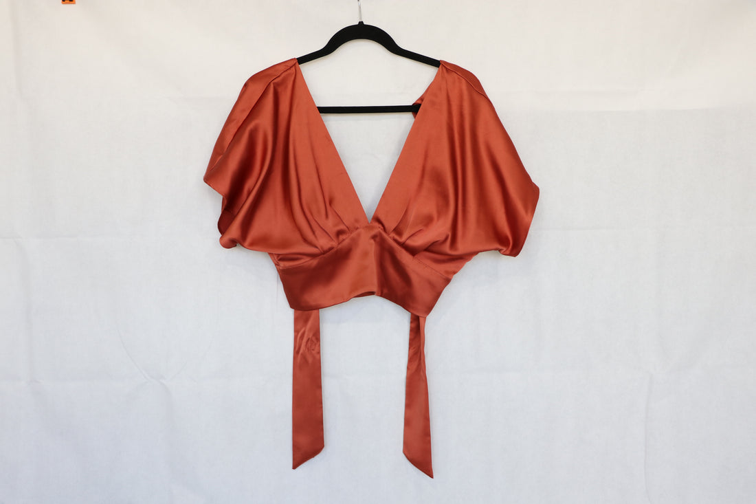 Crop ladrillo satinado Escotado Talla M - Zara