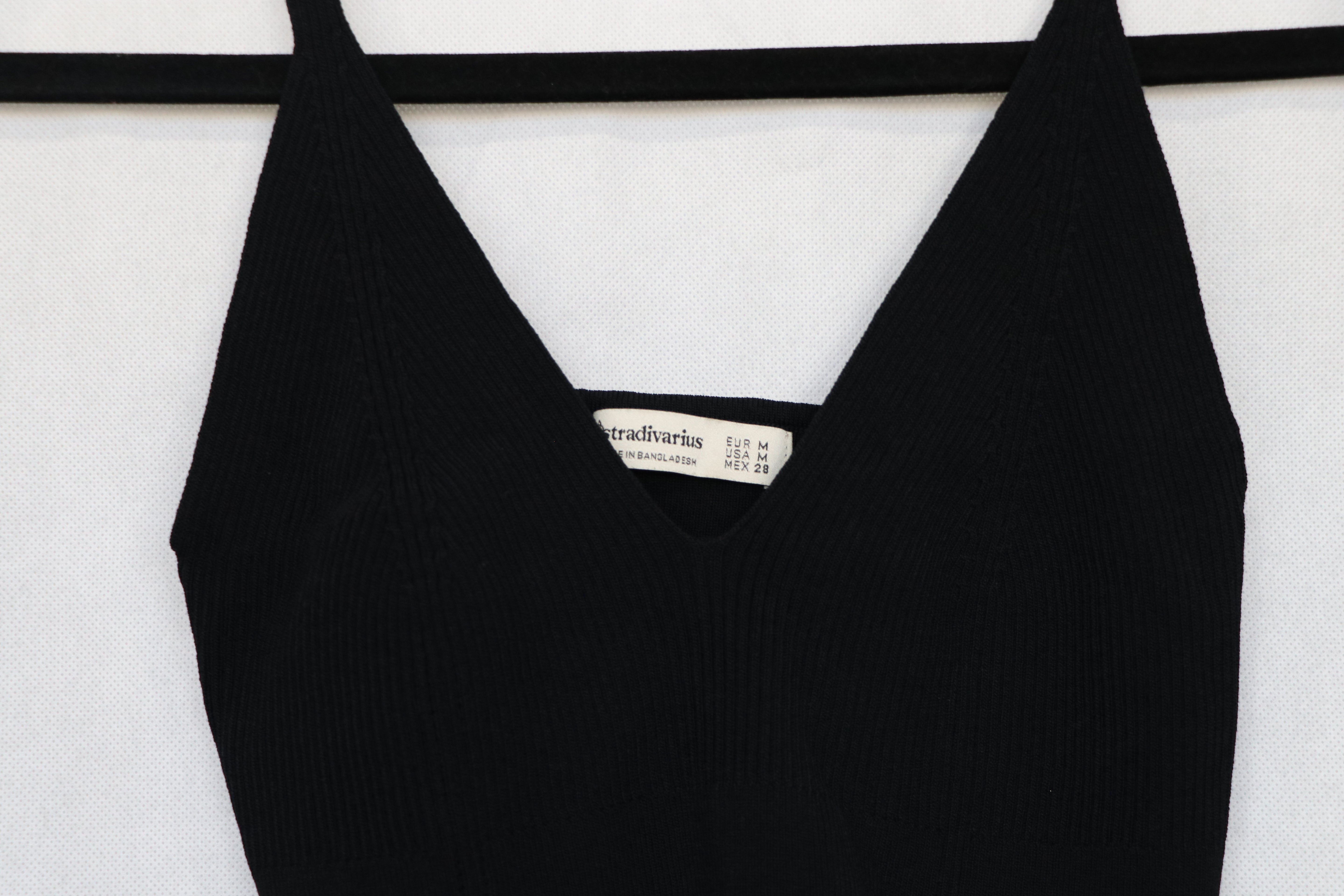Crop Top negro tejido franjas blancas  Talla M
