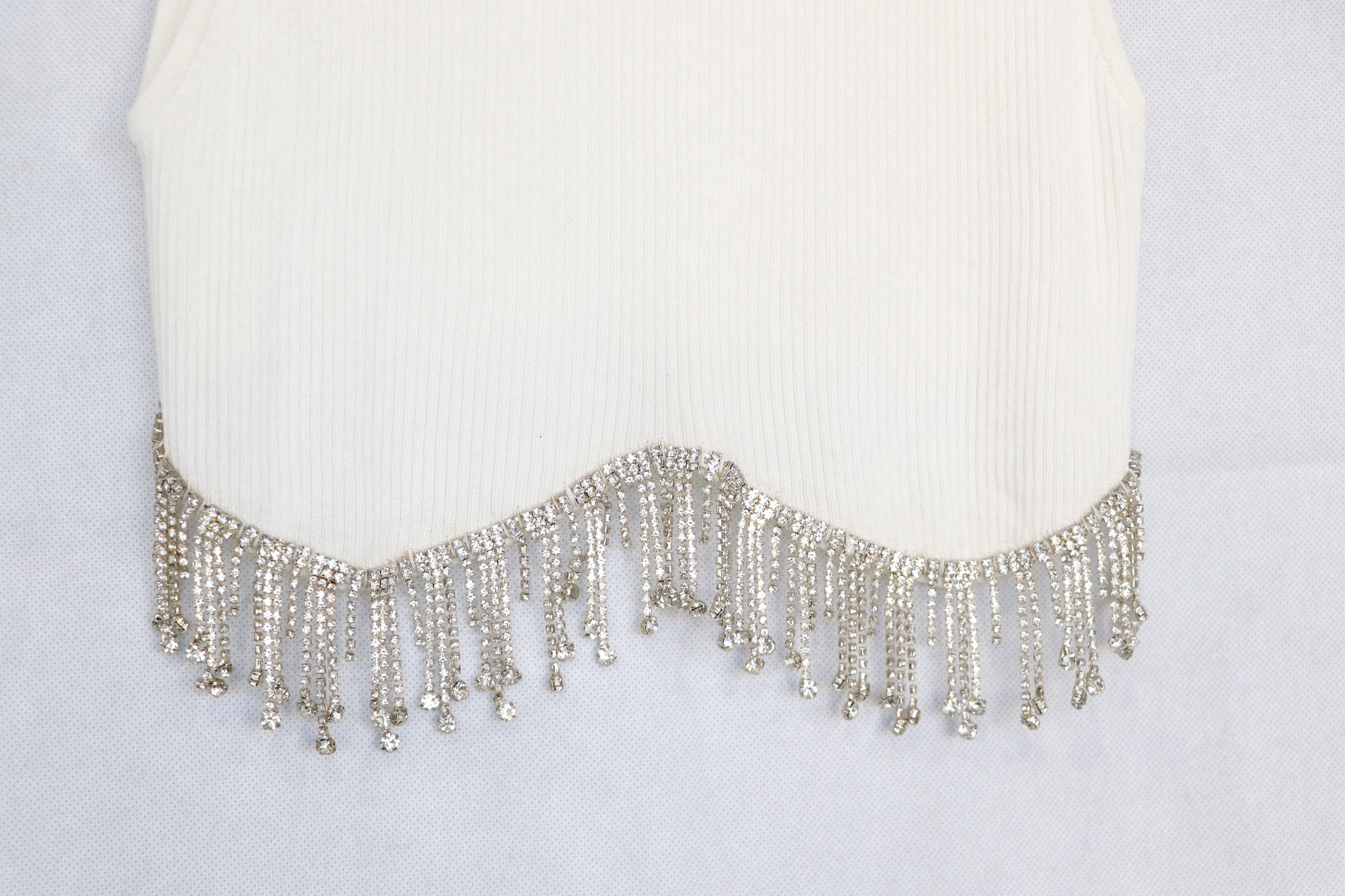 Crop Blanco con pedreria   Talla M - Shasa