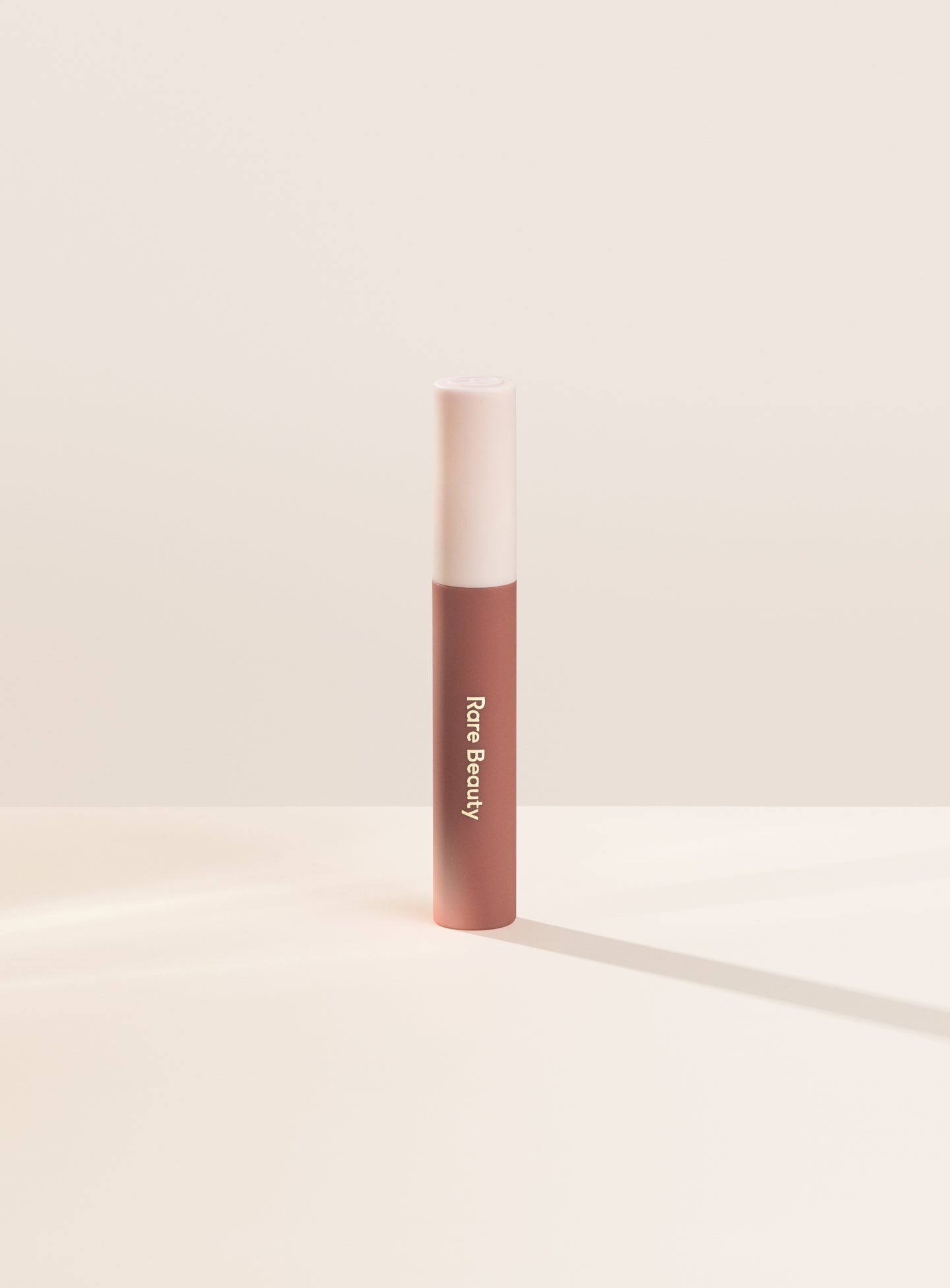 Lip Soufflé Matte Cream Lipstick / Courage - Rare Beauty.
