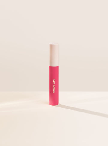 Lip Soufflé Matte Cream Lipstick / Motivate - Rare Beauty.