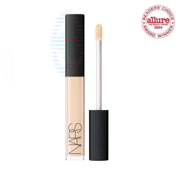 Radiant Creamy Concealer - Light 2.3 Madeleine / NARS.