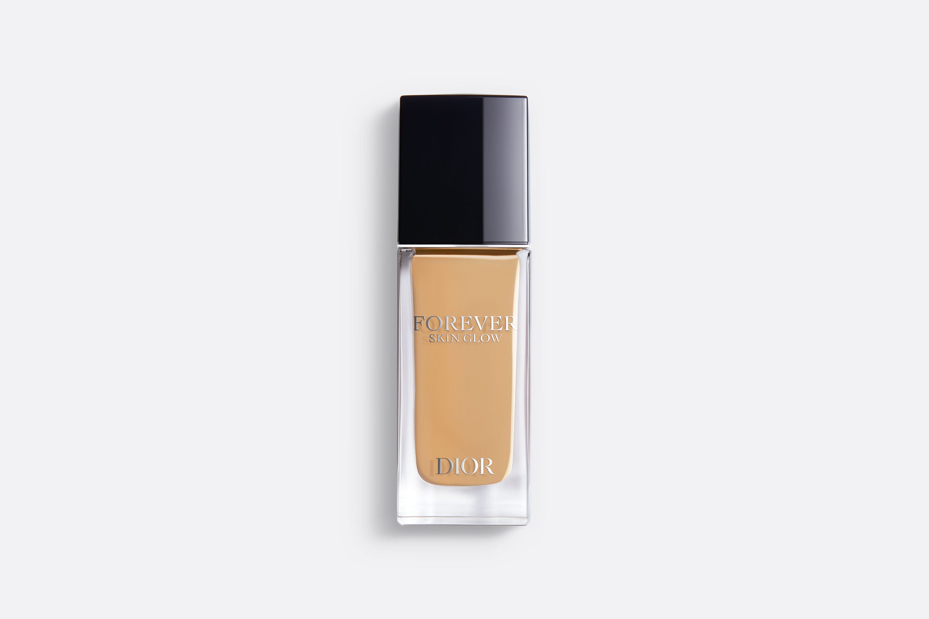 Dior Forever Skin Glow / 3WO  Warm Olive- Dior.