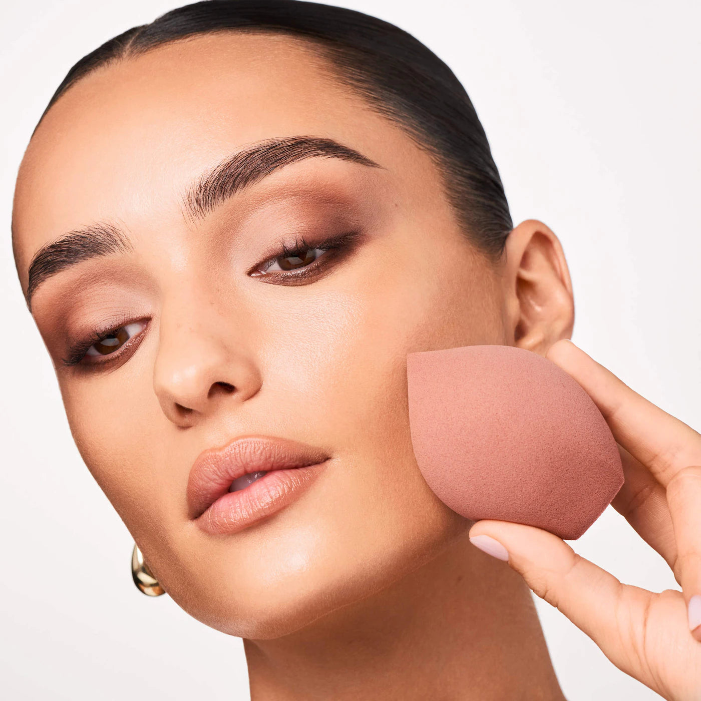 Major Skin 5-In-1 Blending Sponge- PATRICK TA