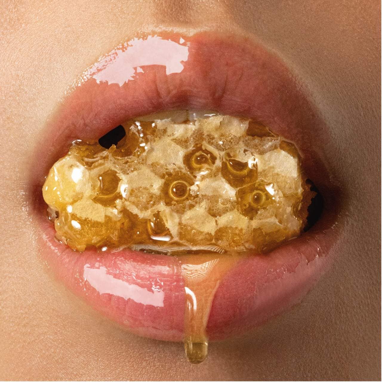 Honey Infused Hydrating Lip Oil / Honey Gold -  Gisou.