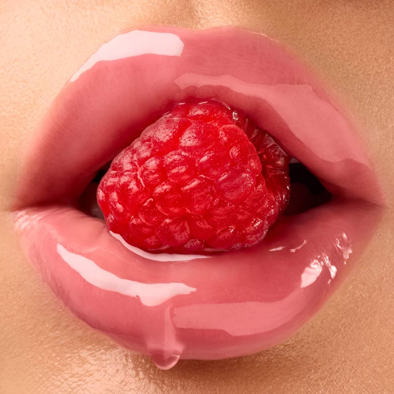 Honey Infused Hydrating Lip Oil / Raspberry Swirl -  Gisou PREVENTA.