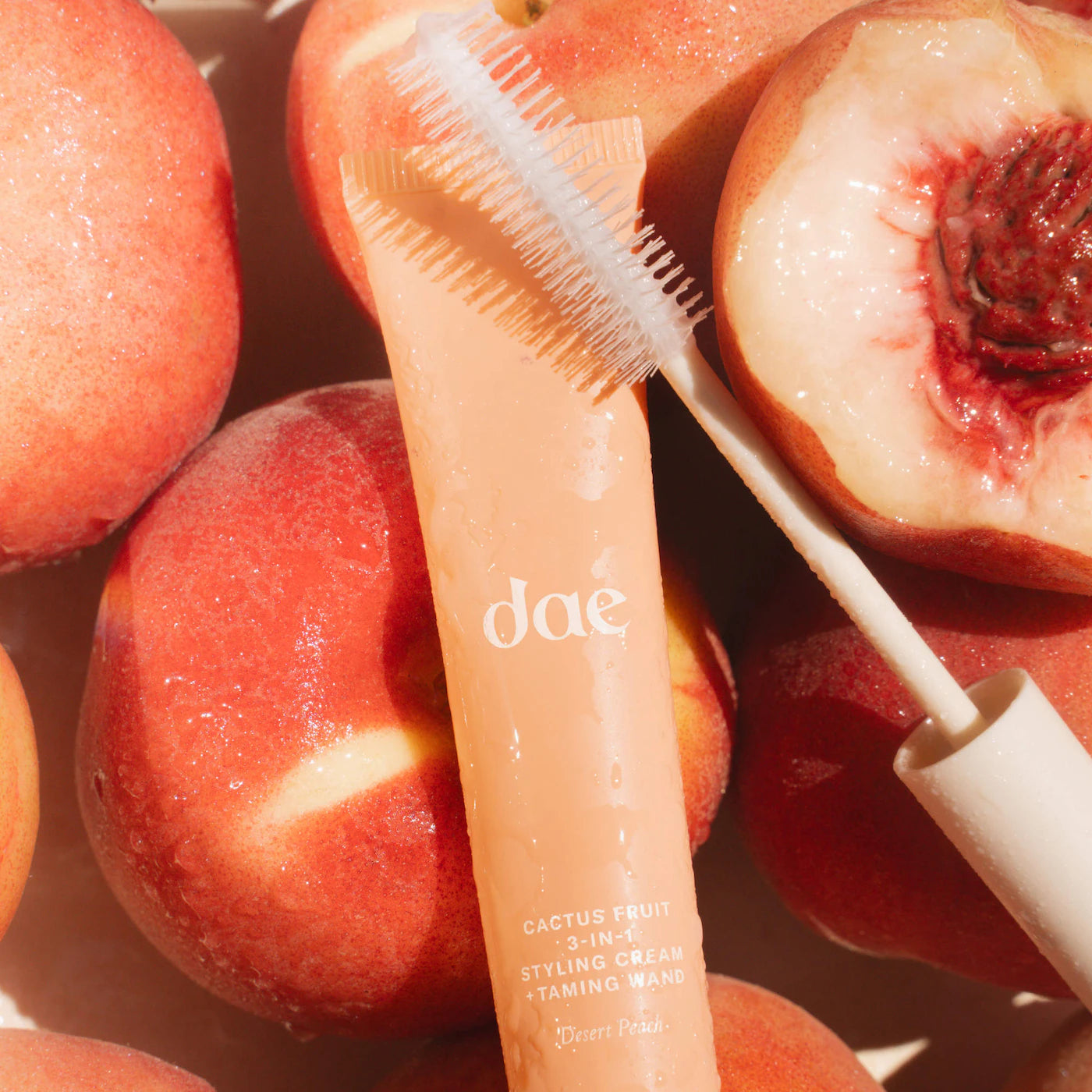 Cactus Fruit 3-in-1 Styling Cream with Taming Wand / Desert Peach - DAE PREVENTA.