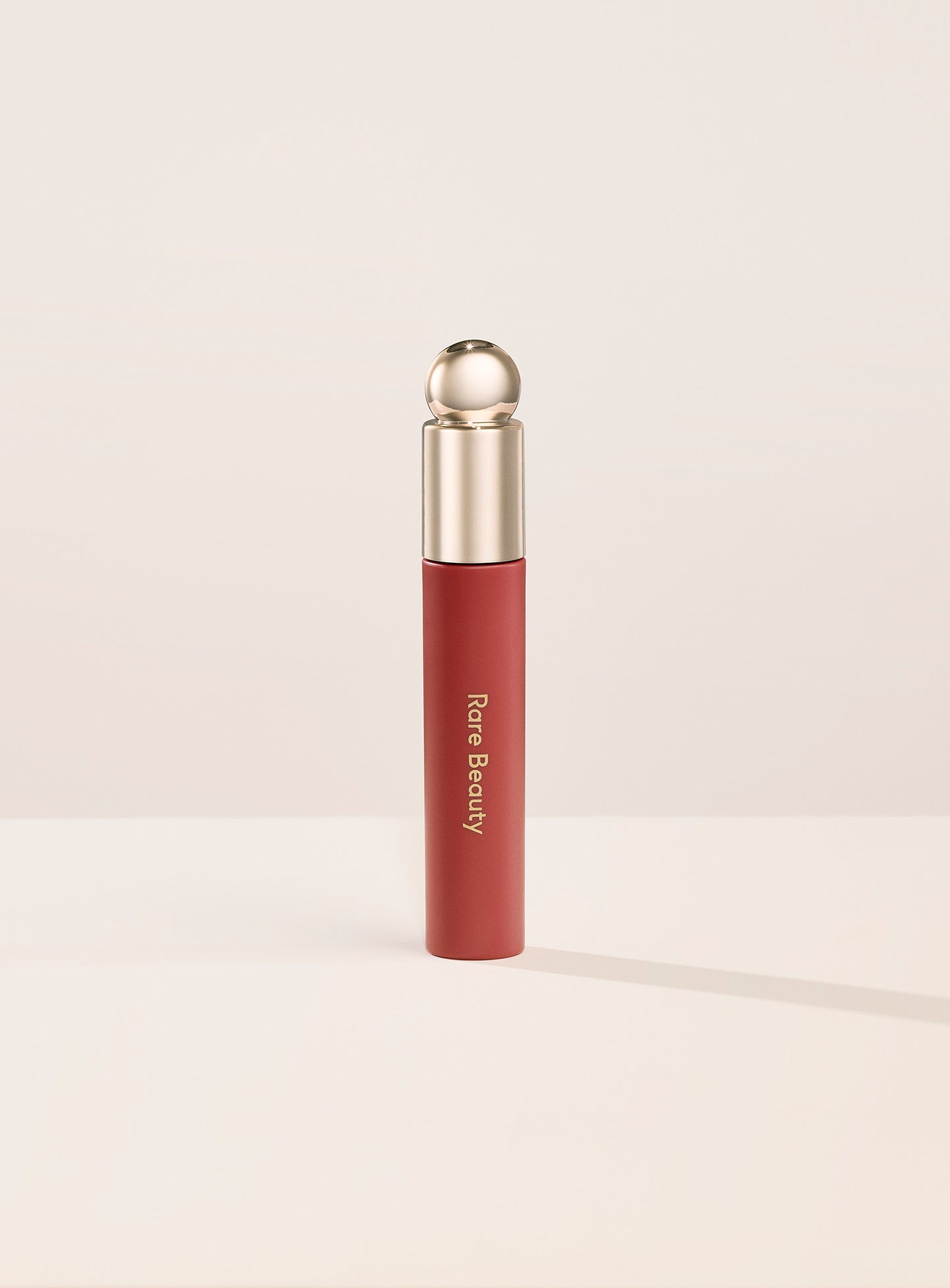 Soft Pinch Tinted Lip Oil / Serenity - Rare Beauty by Selena Gomez - PREVENTA.