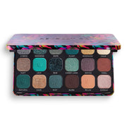 Forever Flawless Chilled with cannabis sativa Eyeshadow Palette - Makeup Revolution.