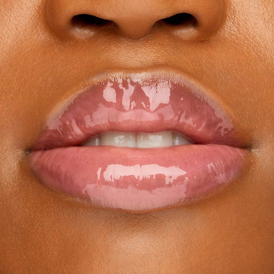 Maracuja Glossy Lip Oil - Sheer Pink