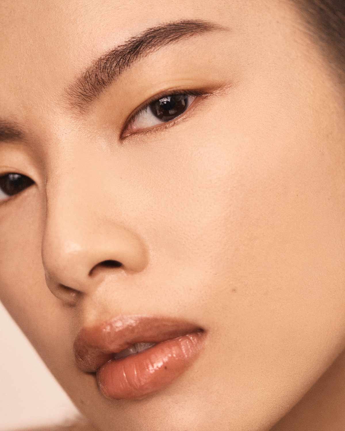 Bright Fix Eye Brightener / Honey Mustard - Fenty Beauty.