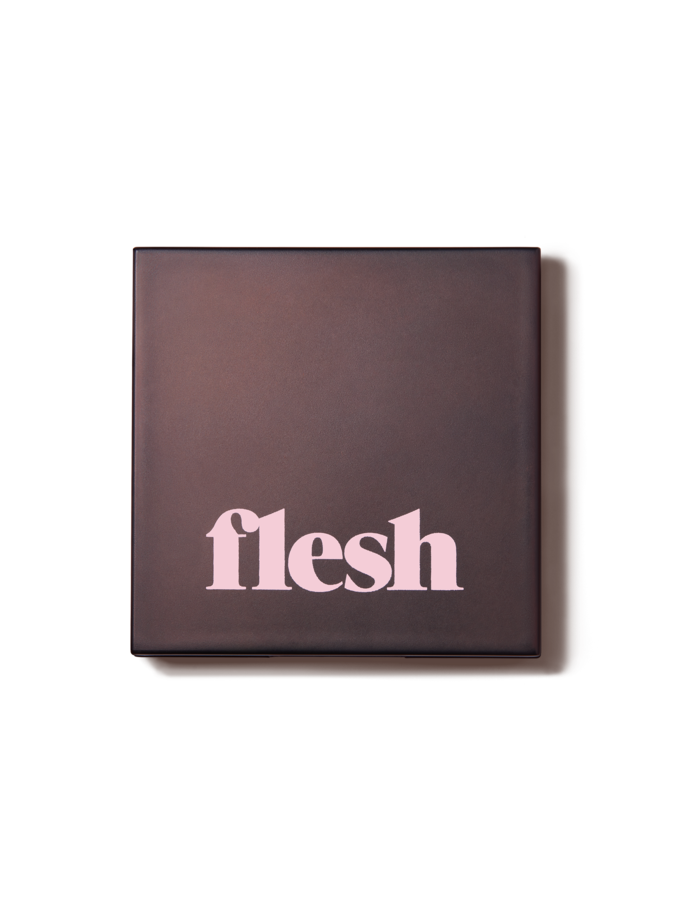 Flesh-to-flesh highlighting powder