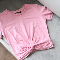 CAMISETA ROSA CON NUDO TALLA S