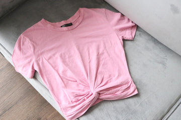 CAMISETA ROSA CON NUDO TALLA S