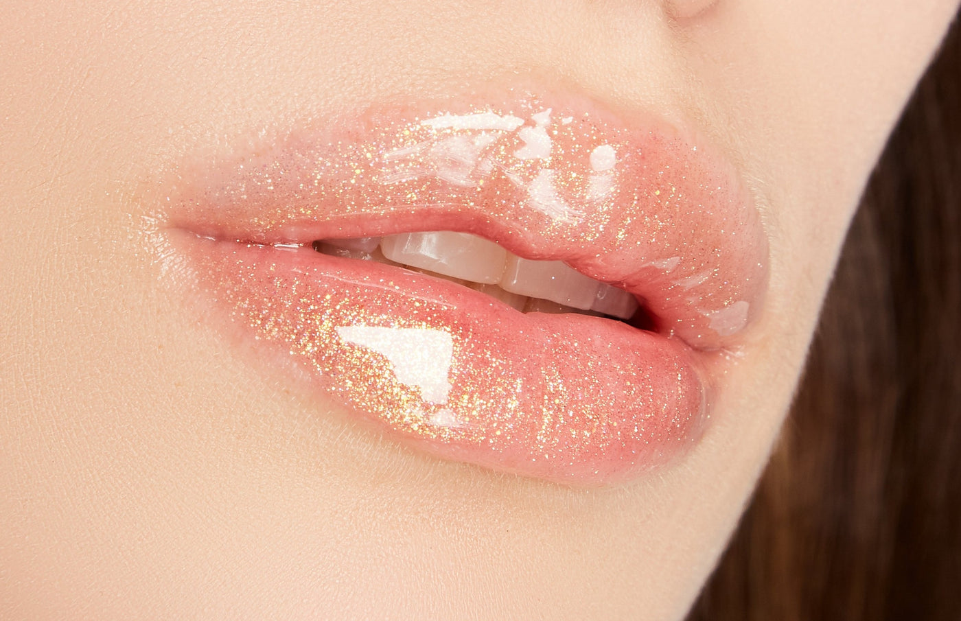 Lip Gloss / Manifesting Gold Gloss - Sinless
