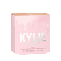080 Salted Caramel Kylighter Pressed Iluminating Powder - Kylie Cosmetics.