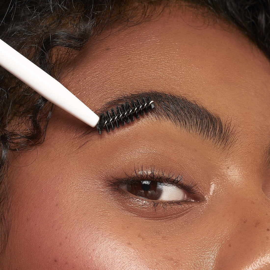 THE BROW BRUSH™