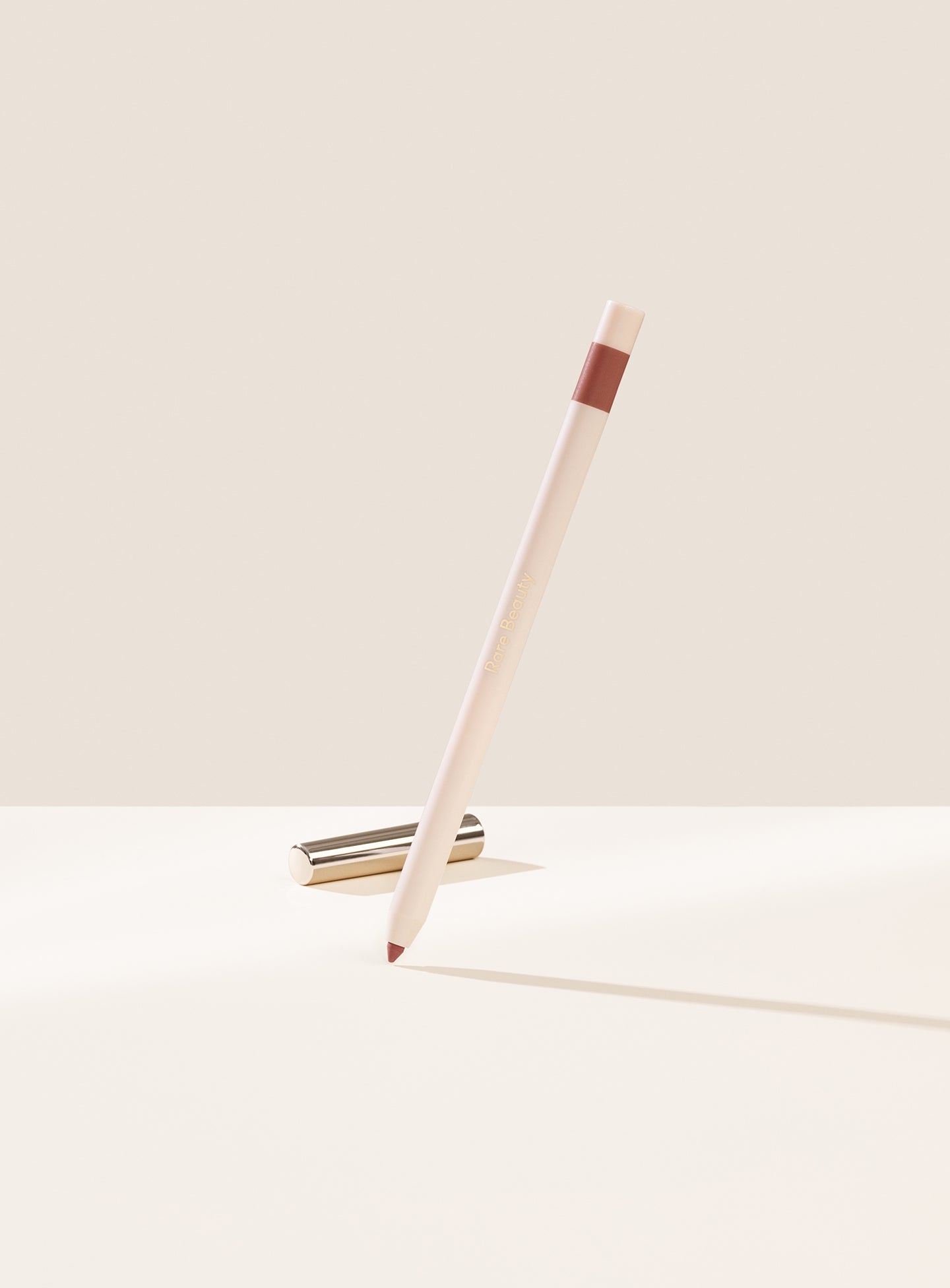 Kind Words Lip Liner - Rare Beauty. - PREVENTA